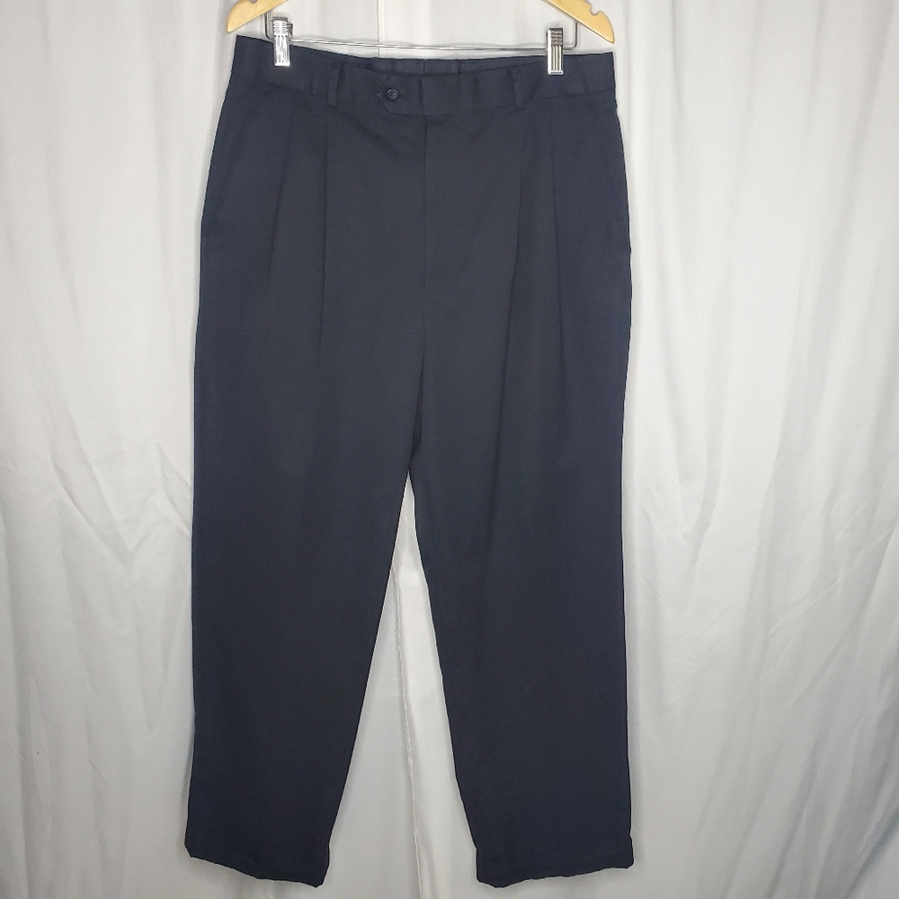 ◇ Louis Raphael Black Pleated Trousers Size 34x30